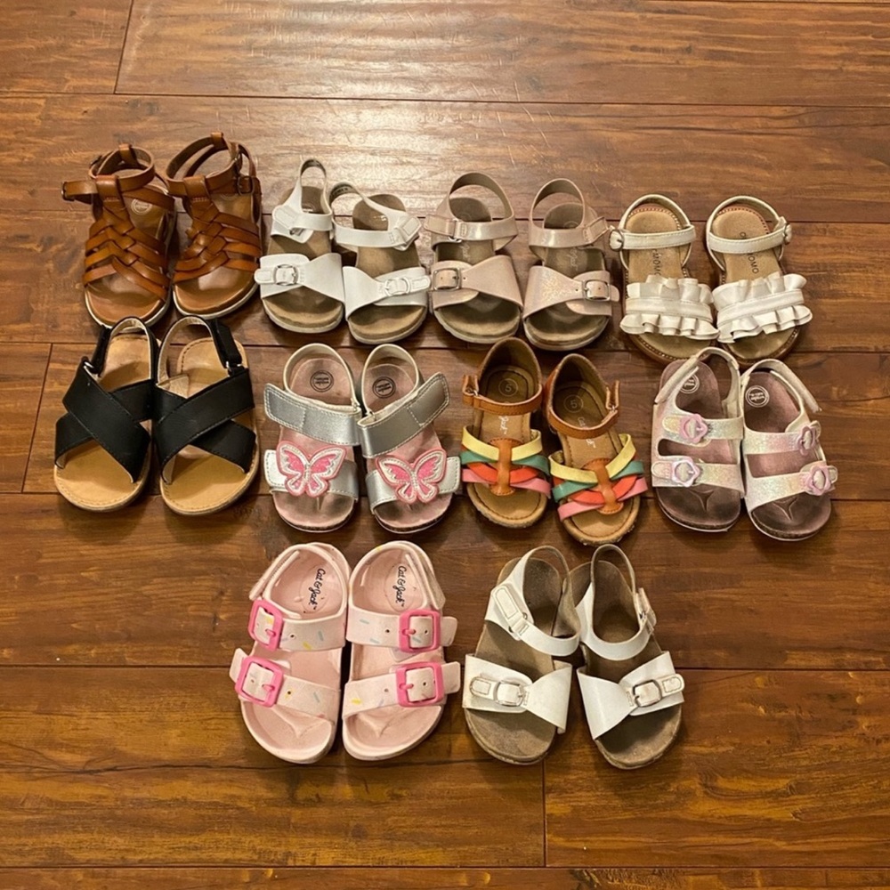 Toddler lot of sandals size 5c